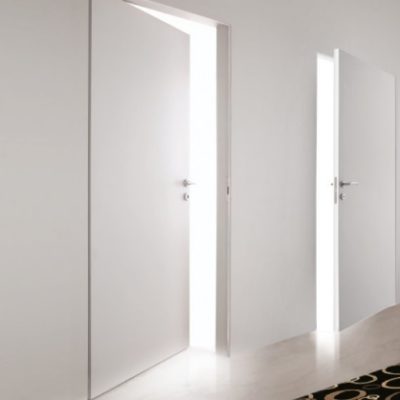 С отделкой зеркалами